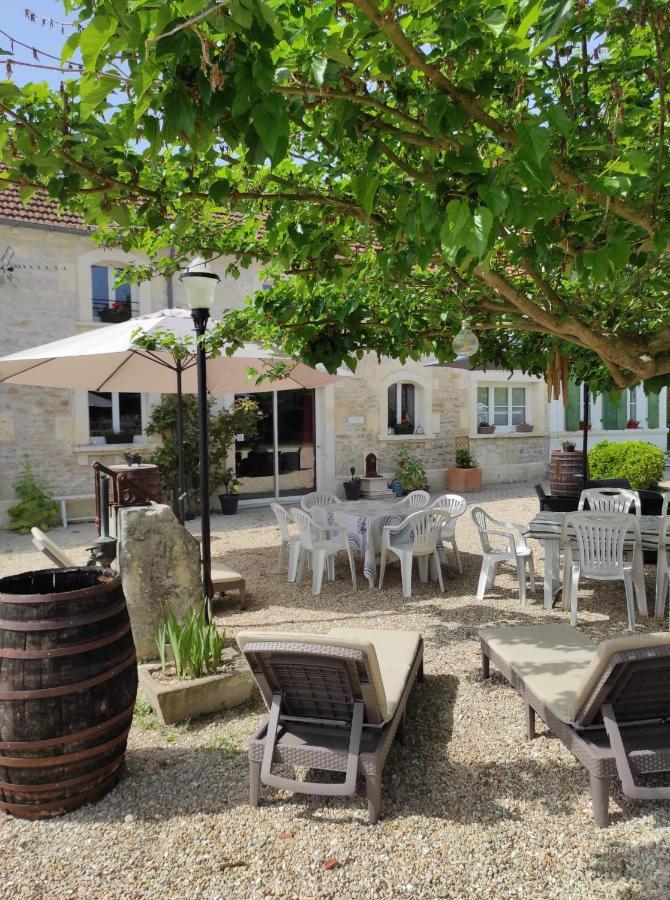 L'Entre Deux Vignes Bed & Breakfast Brizambourg Eksteriør bilde