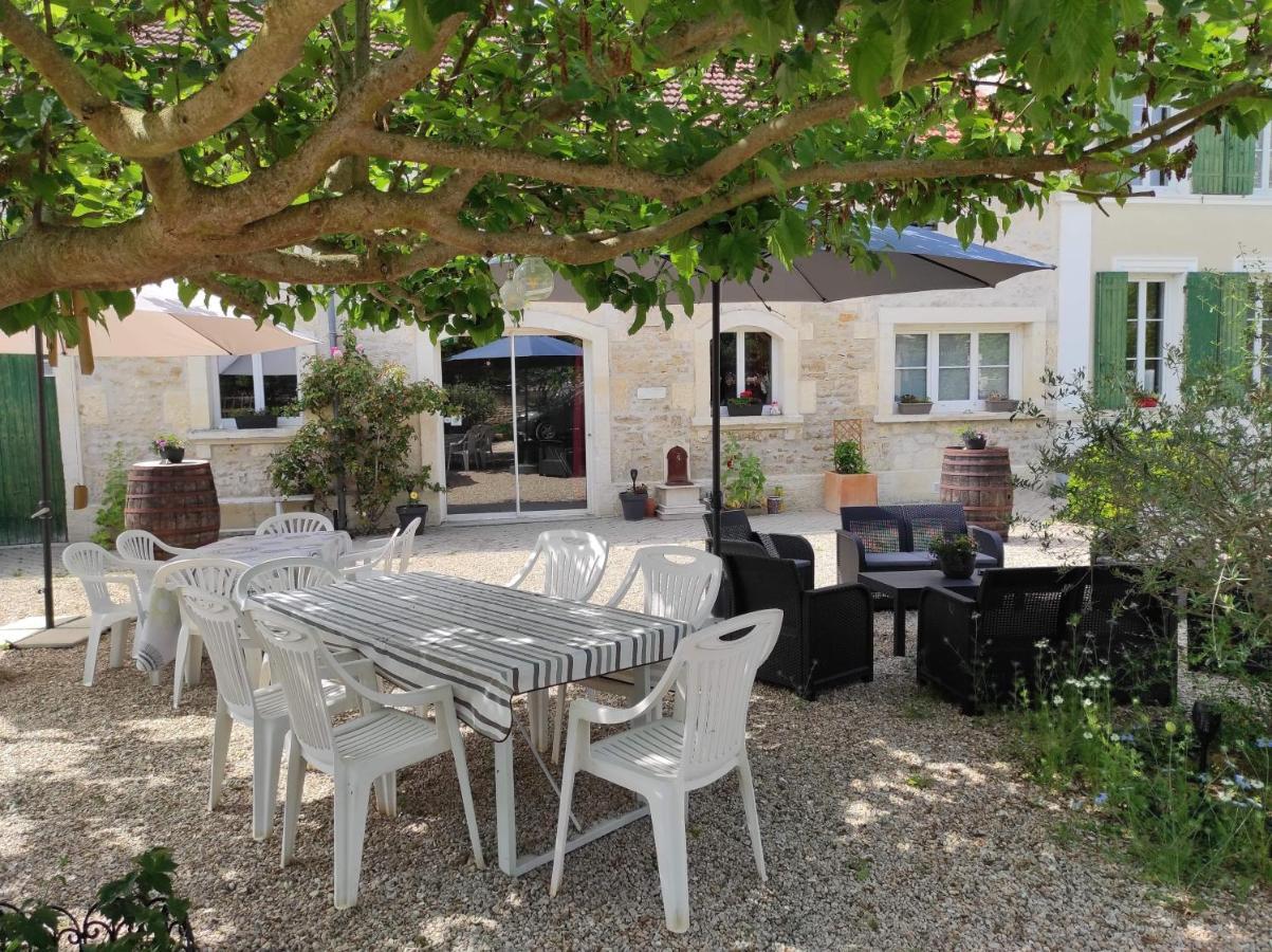 L'Entre Deux Vignes Bed & Breakfast Brizambourg Eksteriør bilde